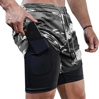 Imagen de Superora Pantalones Cortos Hombre Deporte Chándal Deportivos Compresión Interna con Bolsillo Incorporado y Transpiración de Secado Rápido (Gris Camo, S)