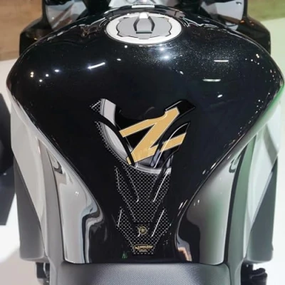 Imagen de labelbike Pegatina 3D para Tanque de moto compatible con KAWASAKI Z750 Z1000 color Oro