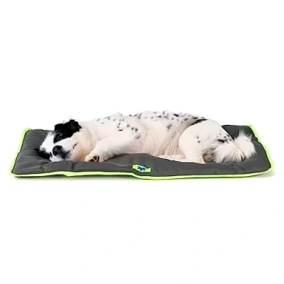 Imagen de FERPLAST Cama para Perros y Gatos Perrera Mediana Lavable Colchoneta Impermeable a Prueba de arañazos Cojín Suave Jolly, 83 x 50 CM, Negros