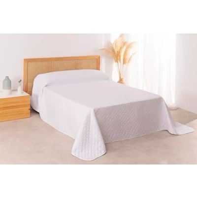 Imagen de Donegal Collections Colcha Bouti Cama 135 135/140 Lisa Acolchada y Reversible Blanco Roto Colchas Cubrecama Primavera Verano Fresca, Acolchado Fino Microfibra Extrasuave