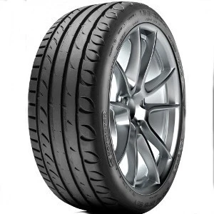Imagen de Kormoran Ultra High Performance 245/40 R17 95W XL