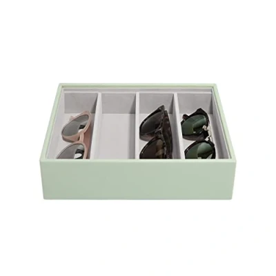 Imagen de Stackers Caja de joyería clásica mediana verde salvia con capa gafas sol