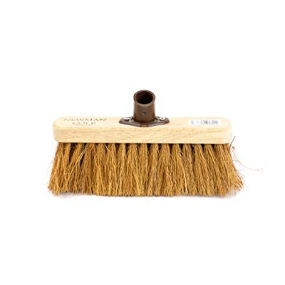 Imagen de Newman and Cole cabezal de escoba madera 25,4 cm con repuesto para jardín al aire libre, patio, cepillo cerdas madera, conector soporte fijación Coco natural