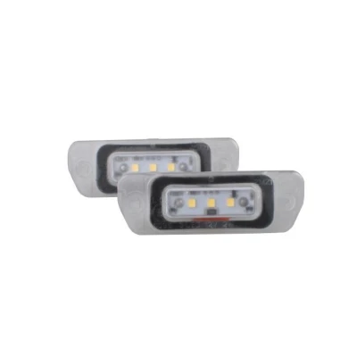 Imagen de Luz de matrícula M TECH CLP038