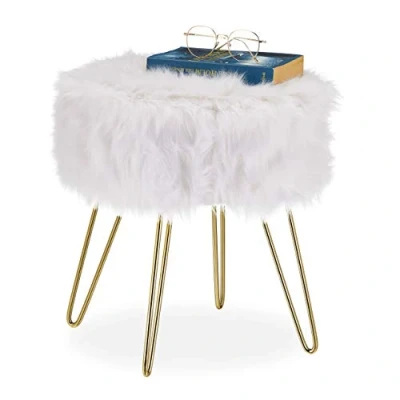 Imagen de Relaxdays Taburete Bajo con Patas, Asiento de Pelo Sintético, Reposapiés, Salón o Tocador, 40 x 38 cm, Dorado y Blanco