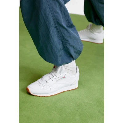 Imagen de Reebok Classic Leather Zapatillas, Mujer, Talla: 38, Footwear white/pure grey Piel