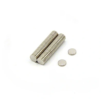 Imagen de N42 Magnet de Neodimio Para Artes, Manualidades, Fabricación Modelos, Bricolaje, Pasatiempos, Oficina Y Hogar 5mm Diámetro x 1mm Espesor 0.3kg Paquete 50
