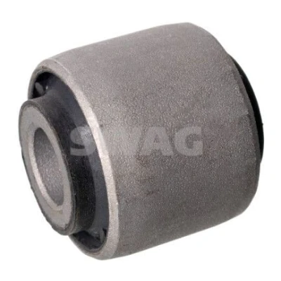 Imagen de SWAG 33 10 6052 Silentblock Brazo de Suspension Eje trasero izquierda, debajo, exterior, trasero, derecha Caucho HYUNDAI: i30 I Hatchback, ix35