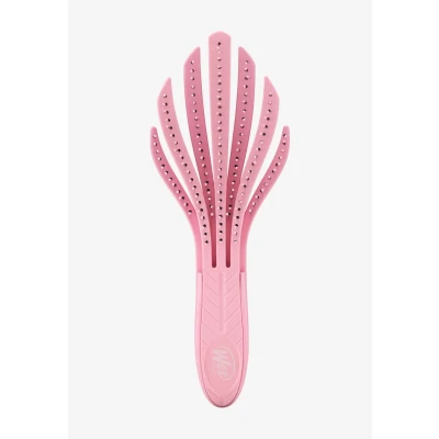 Imagen de WetBrush Go Green Curl Detangler Hairbrush, Made from Plant Based Plastic, Soft Intelliflex Bristles, For all Types