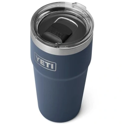 Imagen de YETI Rambler Vaso apilable de acero inoxidable aislado al vacío con tapa Magslider, color azul marino, 591 ml