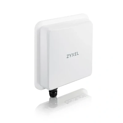 Imagen de Zyxel 5G Outdoor Router con PoE 4.67 Gbps Data RateAntena Direccional de 9 dBi para Largas Distanciaslasificación IP68 [Nebula FWA710]