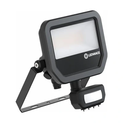 Imagen de Ledvance Proyector LED de aluminio negro, 17 W, 2200 lm, 100D 830 blanco cálido IP65 Detector movimiento y sensor luz simétrico