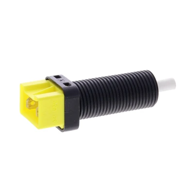Imagen de VEMO V46 73 0062 Conmutador, accionamiento embrague (control veloc.) zona pies RENAULT: LAGUNA 2 Grandtour
