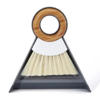 Imagen de Full Circle Tiny Team Juego Compacto de Mini Cepillo Mano y recogedor, práctica Escoba bambú para Barrer Migas Suciedad en el hogar, baño Las encimeras.