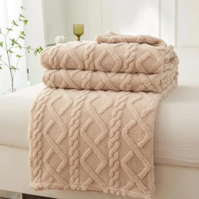 Imagen de Mezzar Manta Sofa, Plaid Mantas Sofa Verano para Cama Suave y Peluda de Doble Cara Niños Adultos, Flannel Blanket Toda Estación (Caqui, 150 * 200CM)