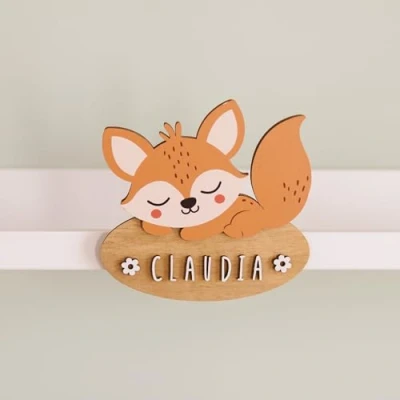 Imagen de WONDEE Vintiun Placa Decoración Habitación Bebé Infantil de Zorrito, Nombres Madera Personalizados para Puertas y Niñas Niño, Cosas/Regalos Originales Bebés