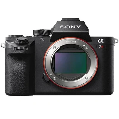 Imagen de Sony ILCE7RM2B.CEC Alpha 7 R II Cámara evil de fotograma completo (42,4 MP, enfoque automático rápido 0.02s, estabilización imagen óptica 5 ejes, 4K HLG)