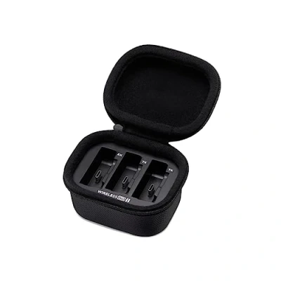 Imagen de RØDE Wireless GO II Charge Case Estuche de carga para el con dos recargas completas, carcasa resistente y sistema cierre cremallera