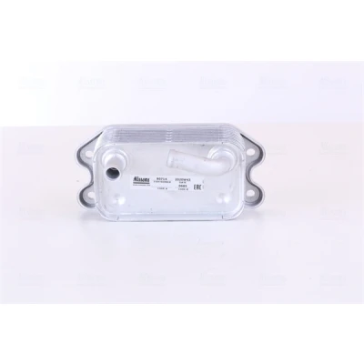 Imagen de NISSENS 90714 Radiador de aceite sin alojamiento del filtro FORD: Focus 2, S Max Mk1, MONDEO 4 Stufenheck, VOLVO: S40 II, C30, V50