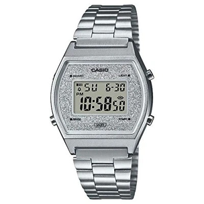Imagen de Casio Reloj Cuarzo Unisex 35.00mm con dial Digital Gris y Correa Plata B640WDG 7EF