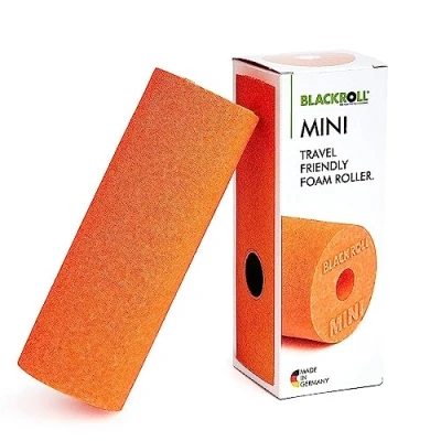Imagen de BLACKROLL® Mini rollo de masaje para fascia (15 x 5 cm), pequeño rodillo fitness automasaje, práctico viajes, oficina o gimnasio, dureza media, fabricado en Alemania, color verde