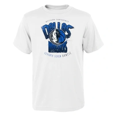 Imagen de Outerstuff NBA Dallas Mavericks Luca Doncic #77 Camiseta con logo Big Arch, color Blanco, S