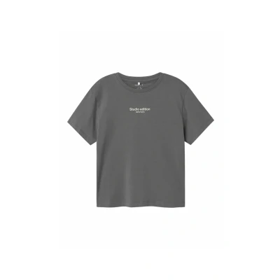 Imagen de NAME IT Nkmbrody SS Nreg Top Noos, Lava Smoke, 134 140 para Niños
