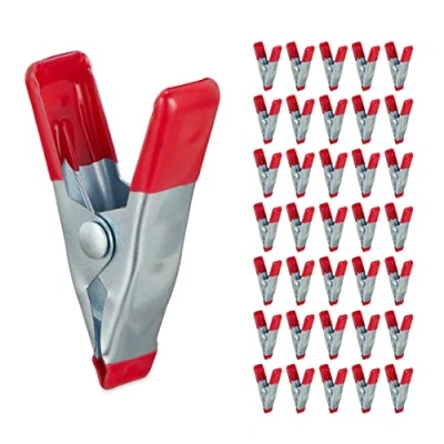 Imagen de Relaxdays Set de 36 Pinzas Sujeción, Abrazaderas Pequeñas para Manualidades, Modelismo, Metal, Envergadura 20mm, Rojo