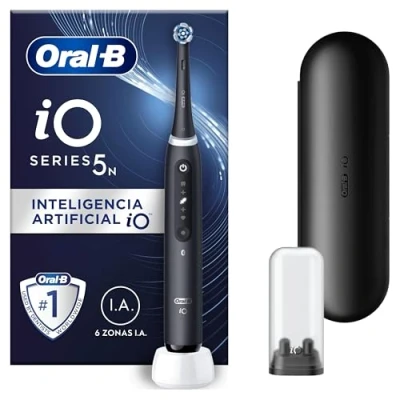 Imagen de Oral B iO 5N Cepillo De Dientes Eléctrico con Mango Recargable, 1 Cabezal y Estuche Viaje, Diseñado por Braun Negro
