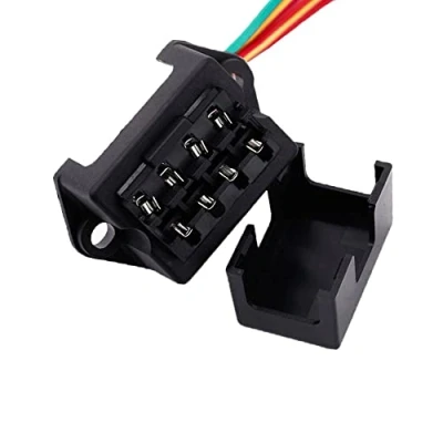 Imagen de Aiqeer 4 Vías Portafusibles Coche con Precableado, 2 Entradas Salidas Bloque Fusibles Cuchilla Estándar, Caja Marino 10 Piezas Estándar (12V / 24V 32V 48V Universal)