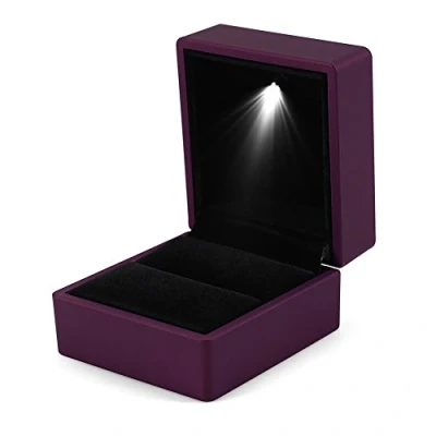 Imagen de Brino Elegante caja de almacenamiento para anillos con luz LED, color violeta