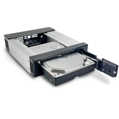 Imagen de FANTEC 2520 BP SA35 12G/6G SAS/SATA 3.5&quot; HDD in 1x 5.25 Removable Frame Without Carrier