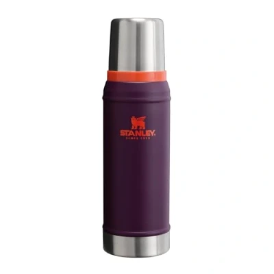 Imagen de Stanley Classic Legendary Botella Termica 750ml Mantiene Frío o Calor 20 Horas Termo Cafe Cantimplora Acero Inoxidable Sin BPA Apto Para Lavavajillas Plum