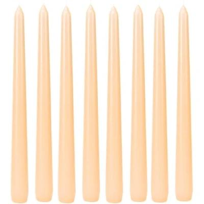 Imagen de velas puntiagudas, de barra, mesa, en juego 8 unidades color crema, contenido unidades, tamaño: altura 25 x 2 cm aprox.
