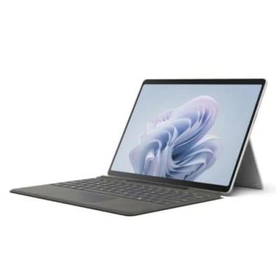 Imagen de Convertible 2 en 1 Microsoft Surface Pro 10, 13&quot; 2K UltraWide QHD, Intel® Core™ Ultra 5 135U , 16GB RAM, 256GB, UHD Graphics, Windows 11Pro, Platino