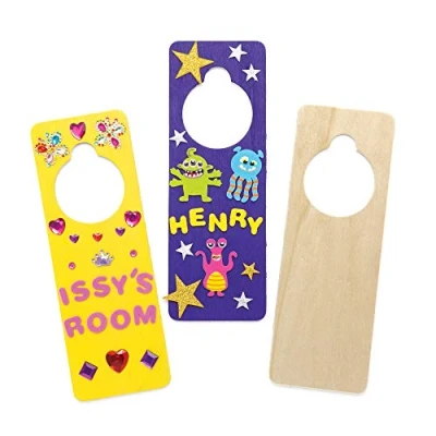 Imagen de Baker Ross Placas de Madera para Colgar en la Puerta Que los niños Pueden Pintar, Decorar y Personalizar (Pack 6).
