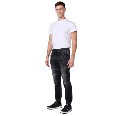 Imagen de Pantalón jogger denim con Cintura goma elástica y Cinco bolsillos uno cerillero Detalles en las rodillas color Negro para Hombre