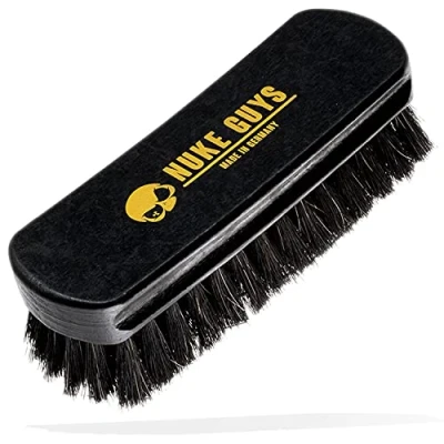 Imagen de Nuke Guys Cepillo de Piel M, Fabricado en Alemania, con cerdas Crin Caballo, para Limpieza del Interior Coche, Ideal Asientos, tapicería, Alcantara, Cuero, Manta descapotable, alfombras