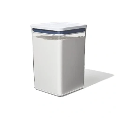 Imagen de OXO Good Grips POP Recipiente para alimentos, Tarro de cocina hermético y apilable Adecuado guardar harina, pasta mucho más. Tamaño 4.2 litros
