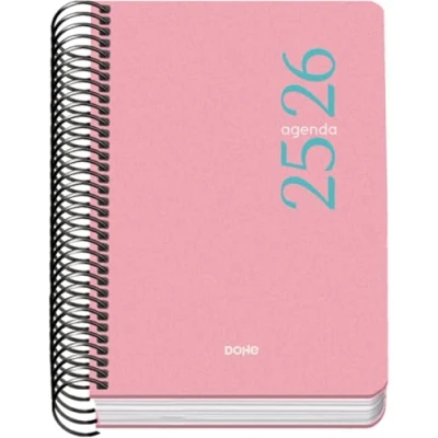 Imagen de Dohe Agenda Escolar 2025 2026 Día Página, Tamaño A6 (12x17 cm), Español e Inglés, Septiembre a Junio, Cierre de Espiral, Tapa Flexible ESENCIAL Rosa
