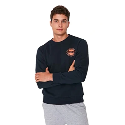 Imagen de Trendyol Sudadera Regular de Cuello Redondo con Eslogan, Azul Marino, S para Hombre