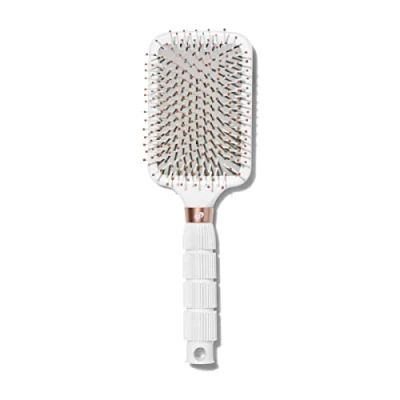 Imagen de T3 Smooth Paddle Cepillo de paleta suave, con un cuerpo almohadillado y una base plana ancha que permiten peinarse delicadeza, cerdas resistentes al calor