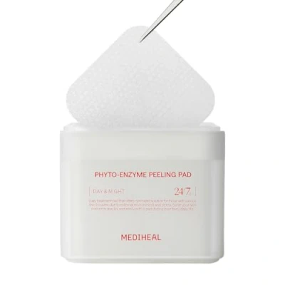 Imagen de MEDIHEAL Phyto Enzyme Peeling Pad almohadillas de gasa veganas para rejuvenecimiento facial con enzima LHA y papaya, apretar los poros controlar el sebo,