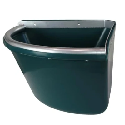 Imagen de Comedero Angular Ideal para Caballos con Borde Anti Desperdicio de Metal Pesado y Galvanizado, Tapón Vaciado, Color Único, Capacidad 20 Litros, Establo Box