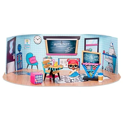 Imagen de LOL Surprise Muñecas Coleccionables para Niñas , Con 10 Sorpresas y Accesorios Teacher&#039;s Pet Mobiliario Serie 3