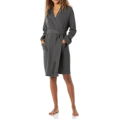 Imagen de Amazon Essentials Bata Media Ligera con Diseño Gofrado (Disponible en Tallas Grandes) Mujer, Carbón Mezcla, XXL Grande