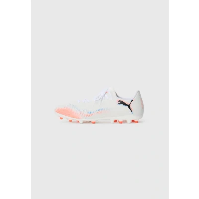 Imagen de Puma Future 8 PLAY Botas de fútbol con tacos, Hombre, Talla: 40, White/glowing red/blue Zapatos