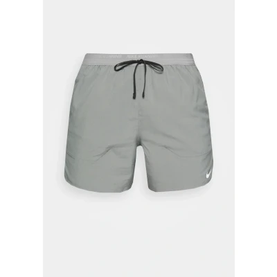 Imagen de Nike Performance M NK DF Stride SHRT 5IN BF Pantalón corto de deporte, Hombre, Talla: Medium, Smoke grey/black/silver