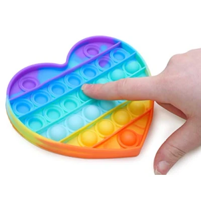 Imagen de Toyland® Push Bubble Pop It&#039; Sensory Fidget Toy Mucha elección (corazón Arco icielo)