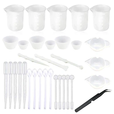 Imagen de Woohome 38 Pz Vasos Medidores de Silicona Incluir 100 ML Taza Medidora Silicona, Mezcla Resina Epoxi con Raspador Barra y Cuchara Pinzas
